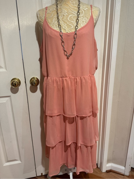 LC Lauren Conrad Dresses & Skirts - LC Lauren Conrad Peach Tiered Spaghetti-Strap Maxi Dress